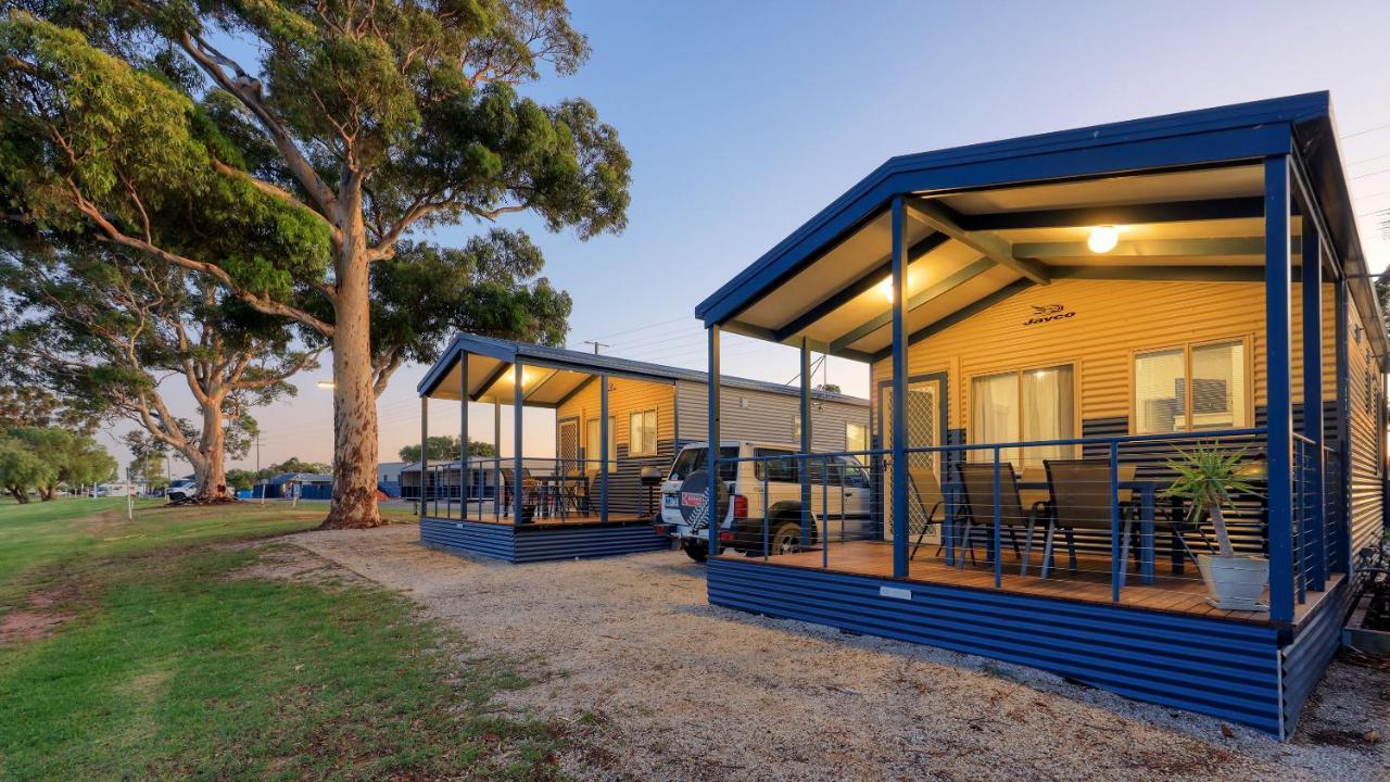 Lake Boga Caravan Park מראה חיצוני תמונה
