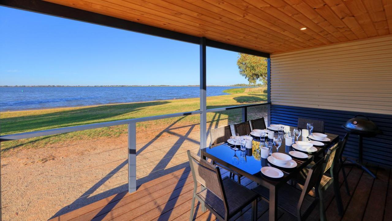 Lake Boga Caravan Park מראה חיצוני תמונה