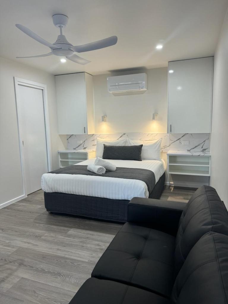 Lake Boga Caravan Park מראה חיצוני תמונה