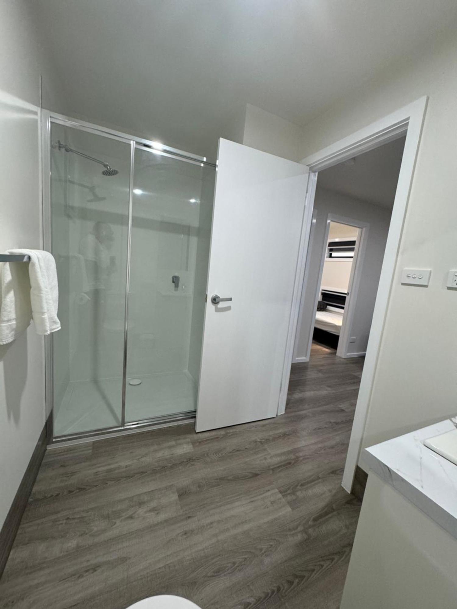 Lake Boga Caravan Park מראה חיצוני תמונה